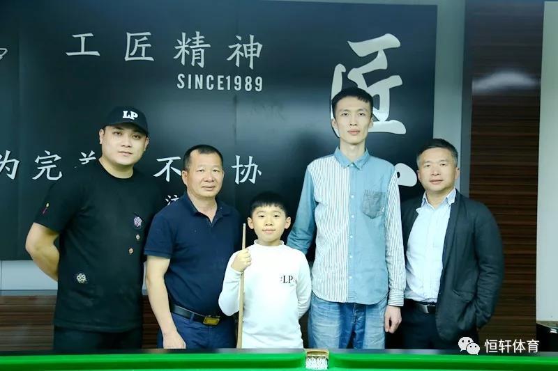 澳洲10岁华人小火箭余谨行签约LP，下月代表本州参加全国青少