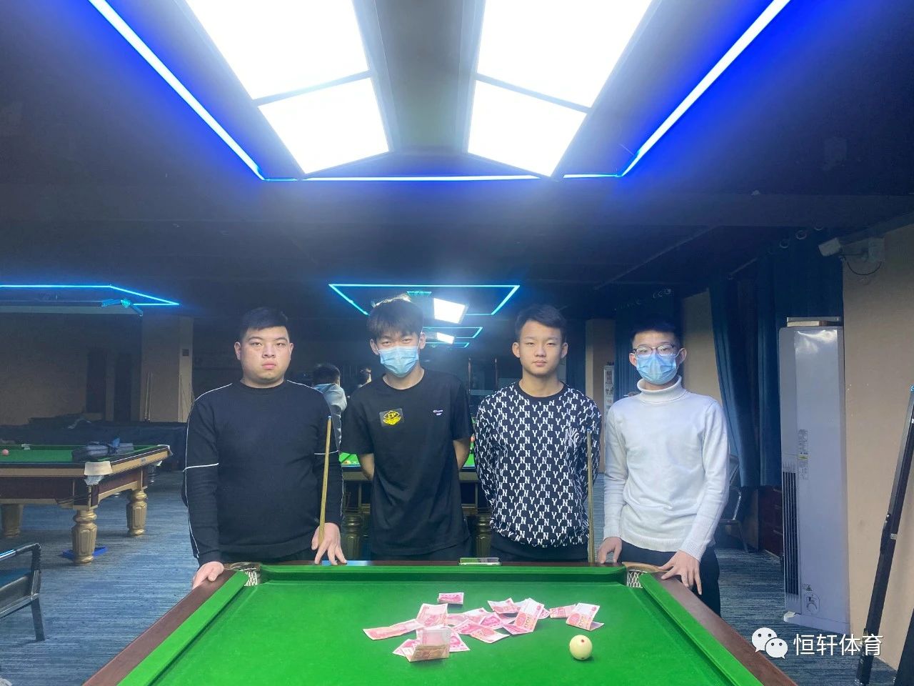 捷报 | 恭喜LP球员杜文博荣获​济宁金乡县英森台球俱乐部青
